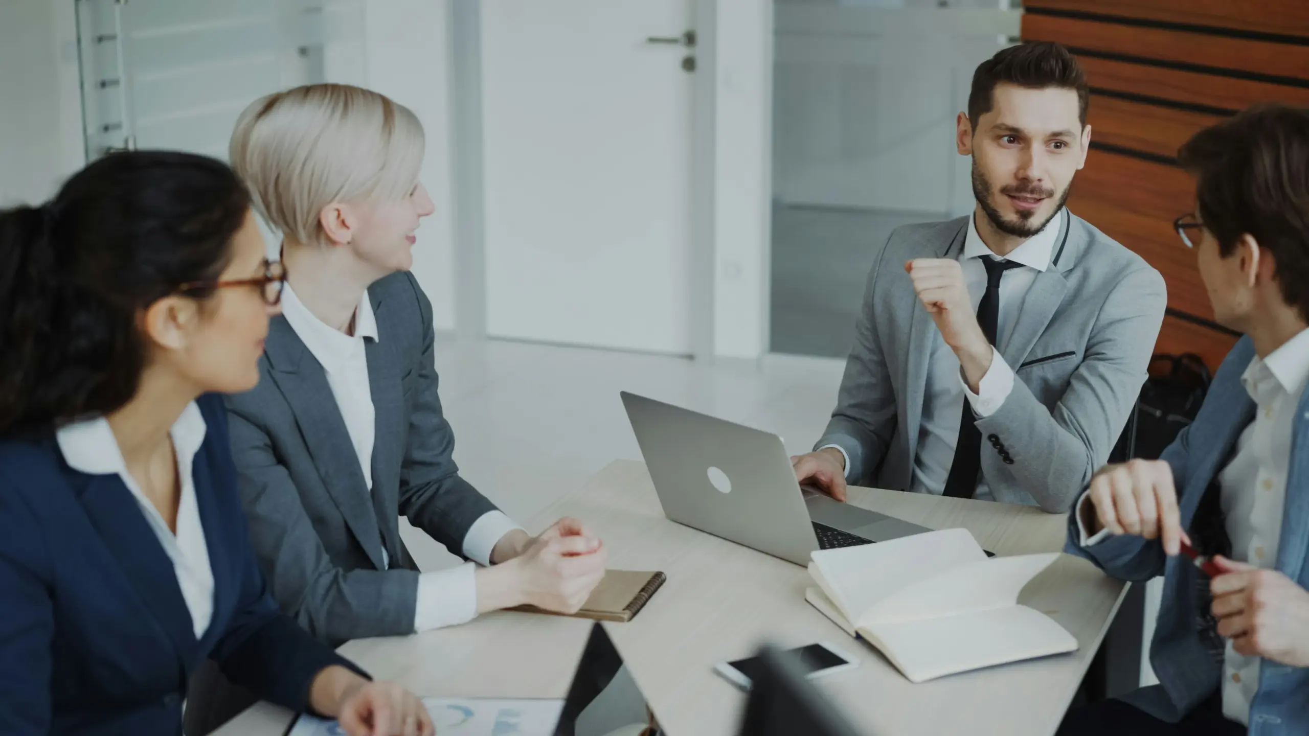 Contractor of Record: What EOR and Staffing Operators Need to Know Before Engaging Independent Contractors